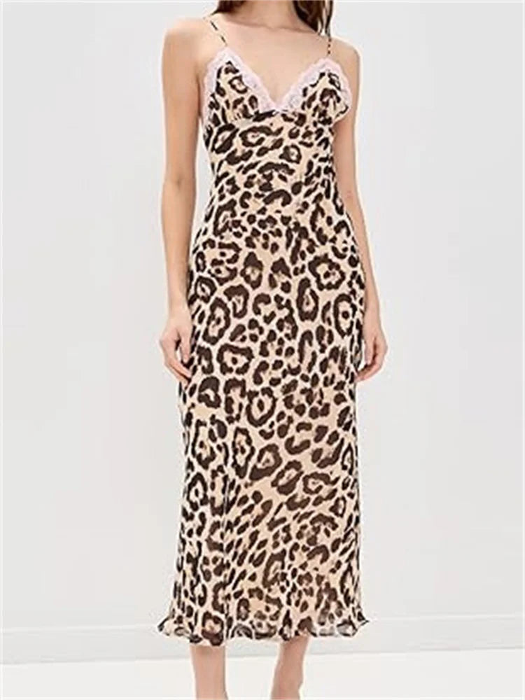 Women’s Lace V-Neck Maxi Dress
